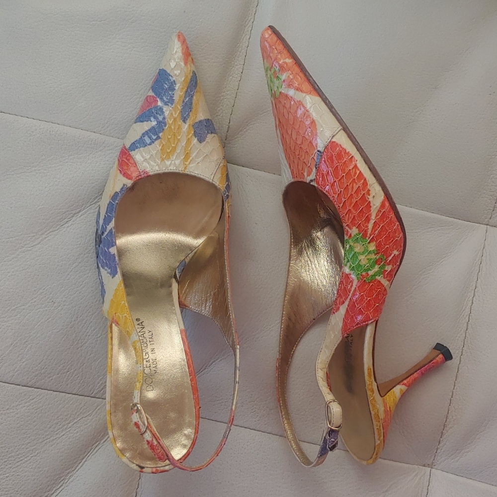 Dolce and Gabbana Slingback kitten heels size 5.5